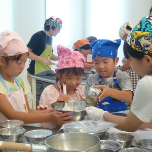 公開講座「子どもの食育講座 夏休み！ランチバイキング」を開催しました。