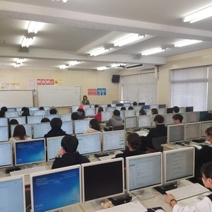 ゼミ選択説明会・相談会を実施しました