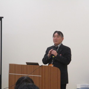 公開講座「家庭でできる食中毒予防②～冬に流行する食中毒～」を開催しました